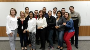Rosangela Cremaschi em Treinamento com colaboradores da empresa Mapfre