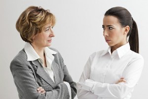 conviver com pessoas as quais divergimos é complicado