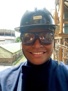 Jessica-Fernandes-operadora-de-alto-forno-da-Aperam